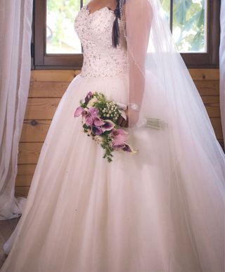 Traje de novia con pedrería de alta costura AGAPE