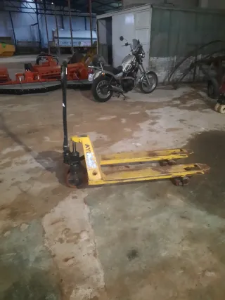 Transpaleta Manual Ayerbe 2500 kg