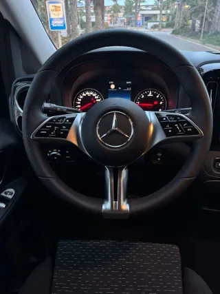 Mercedes-Benz Vito 2025