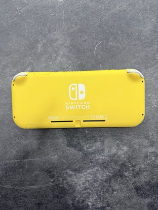 Nintendo Switch Lite Amarillo