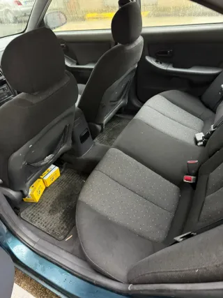 Hyundai Elantra 2004