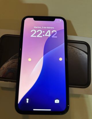 iPhone XR 128GB Negro en su Caja