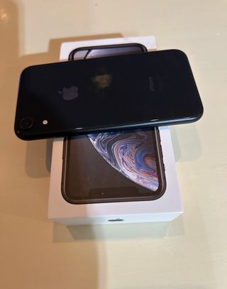 iPhone XR 128GB Negro en su Caja