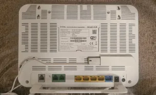 Modem fibra Wind3 Hub