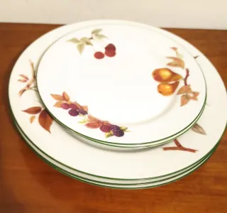 Royal Worcester 3 piatti 27cm, 2 piatti 21cm