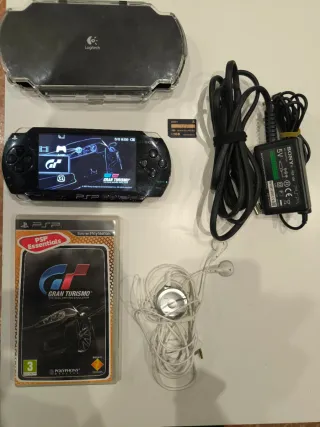 PSP + Accessori + Gioco