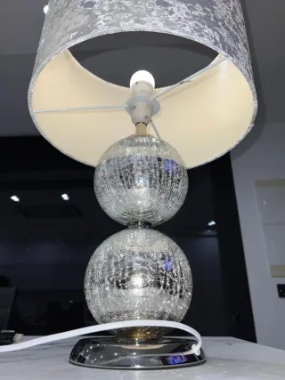 Lámparas de mesa plateadas (2 unidades)