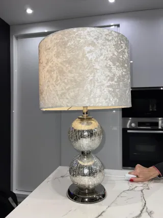 Lámparas de mesa plateadas (2 unidades)