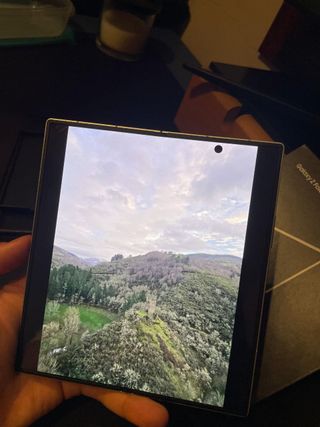 Samsung Galaxy Z Fold 7 5G – Como Nuevo – Gama Alt