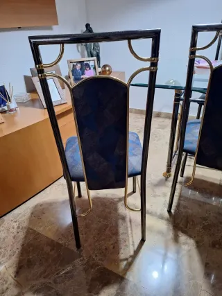 Mesa de cristal y 6 sillas