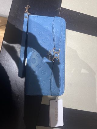 Monedero Guess