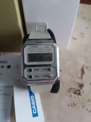 Reloj Casio vintage unisex con un diseño retro