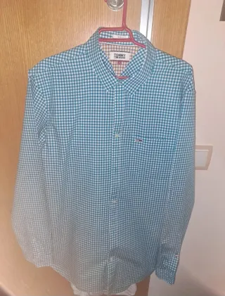 Camisa Tommy Jens Cuadros Verde Talla L.