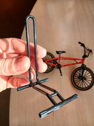 Maqueta miniatura BMX Naranja (JUGUETE)