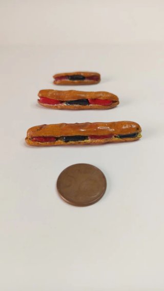 Mini panino con longaniza e morcilla in miniatura