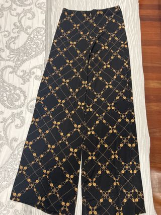 Pantalón ancho estampado cadena
