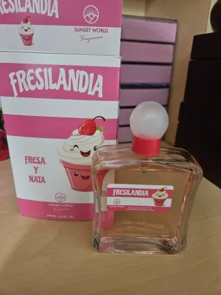 Colonia Fresa y Nata Fresilandia