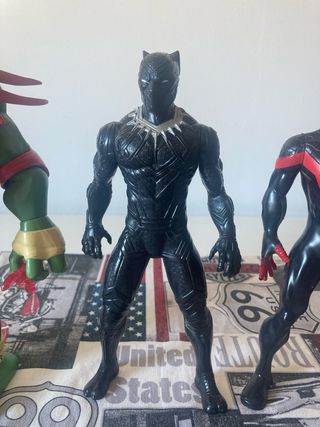Muñecos de superhéroes
