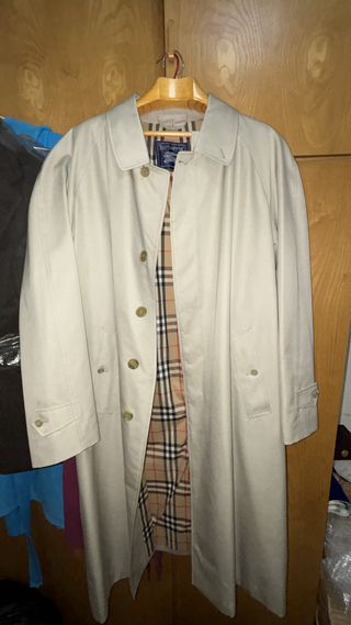 Gabardina Burberry Vintage Original con Cinturón