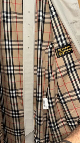 Gabardina Burberry Vintage Original con Cinturón