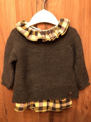 Precioso jesusito en gris y amarillo. 18 meses.