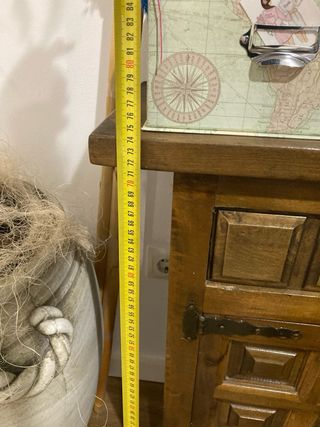Cómoda antigua de madera