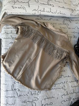 Chaqueta de flecos