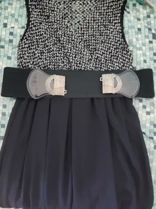 Vestido con cinturón