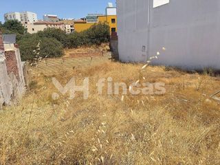 Terreno en venta en La Paz en Alcalá de Guadaira