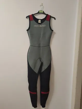 Traje neopreno tirantes Decathlon talla 36