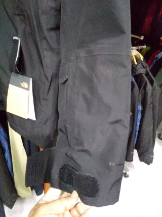 CHAQUETON SNOW NORTHFACE TALLAS M Y XL.INSUL.MEDIO