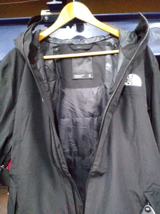 CHAQUETON SNOW NORTHFACE TALLAS M Y XL.INSUL.MEDIO