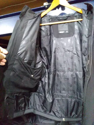 CHAQUETON SNOW NORTHFACE TALLAS M Y XL.INSUL.MEDIO