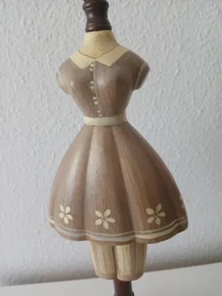 Appendiabiti per gioielli e accessori