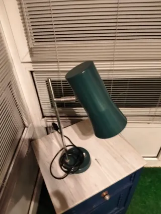 Lampara de sobremesa estilo retro vintage