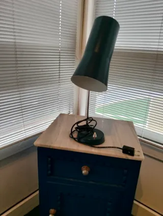 Lampara de sobremesa estilo retro vintage