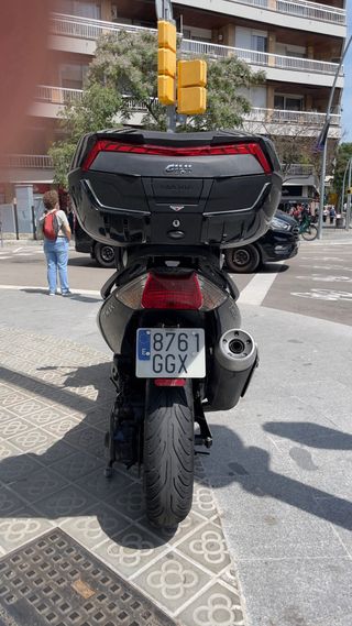 Yamaha tmax 500 abs 2008 negro 60000km NEGOCIABLE