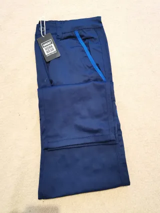 Pantalones de trabajo azules y negros. Talla 44