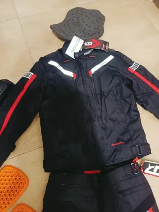 Traje de moto completo