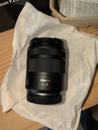 Canon RF 16-28 f/2. 8