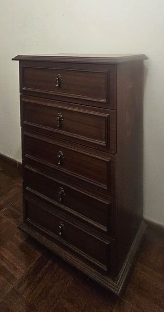 Camiseiro em Madeira Maciça – 5 Gavetas – Urgente