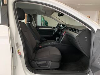 VOLKSWAGEN Passat Business 1.6 TDI DSG