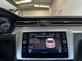 VOLKSWAGEN Passat Business 1.6 TDI DSG