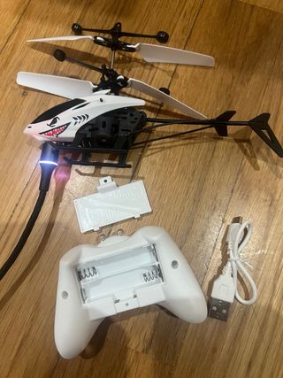 Helicóptero RC interior hand motion