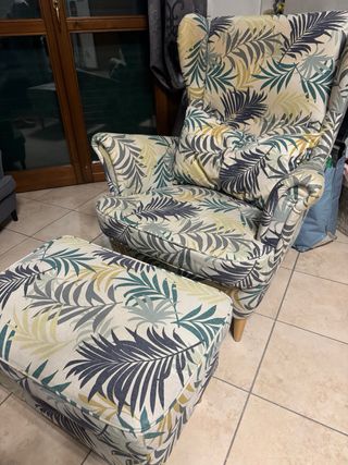 Poltrona+pouf strandmon ikea in buone condizioni