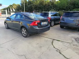 Volvo S60 2015