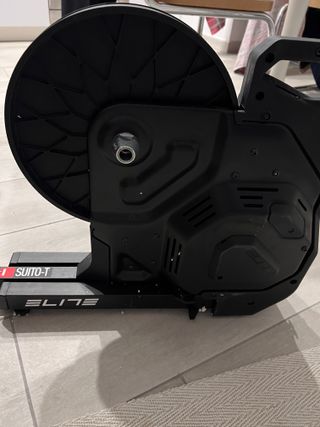 Rodillo Elite Suito-T + Cassette Shimano