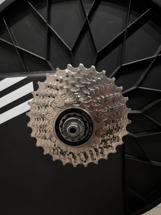 Rodillo Elite Suito-T + Cassette Shimano