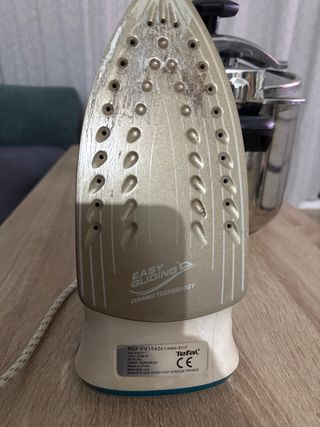 Plancha de vapor en perfecto estado