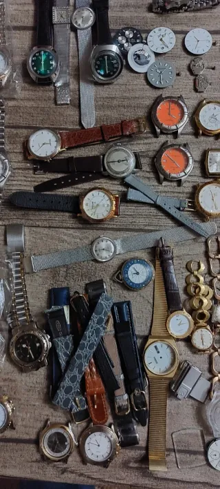 Gran lote de relojes nuevos y para reparar